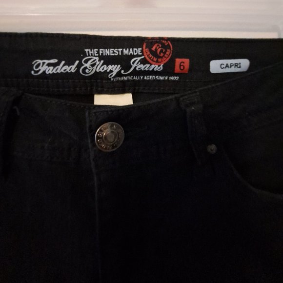 Faded Glory Capri's - Picture 3 of 13